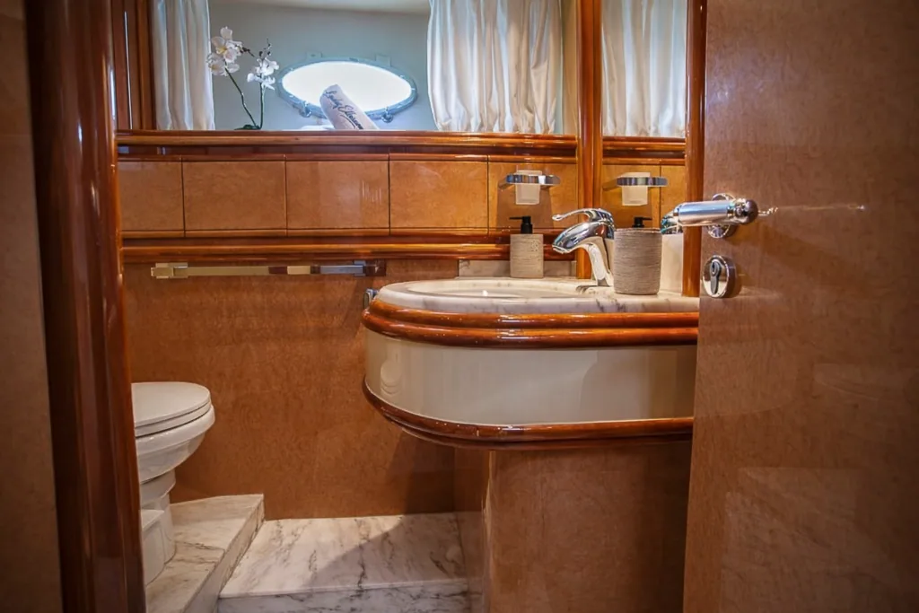 Day head aboard Lady Elbaum, Astondoa 72 yacht