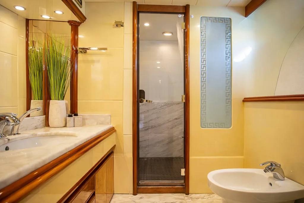 Guest bathroom with shower aboard Lady Elbaum, Astondoa 72