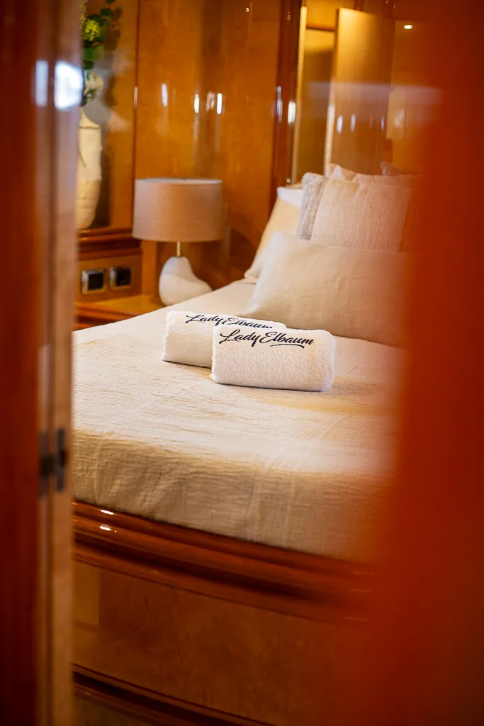 Cabin detail with Lady Elbaum branded towels